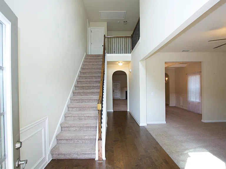 793 Kaitlyn Dr — Photo 5