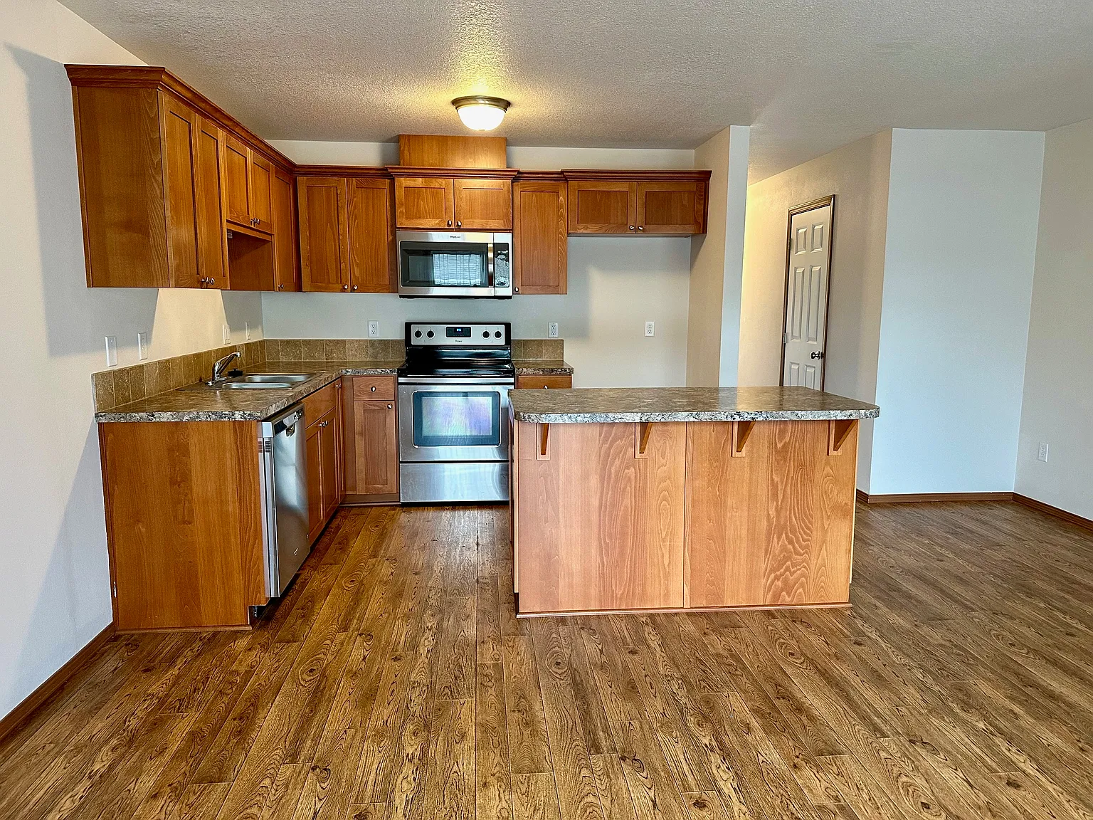 565, ID # 297 Sowell Drive Unit B - B — Photo 2