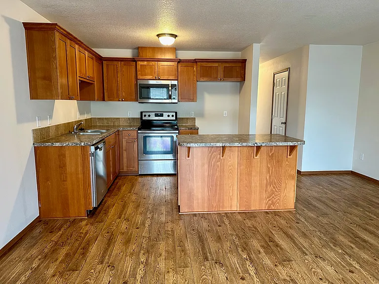 297 Sowell Dr #B — Photo 6