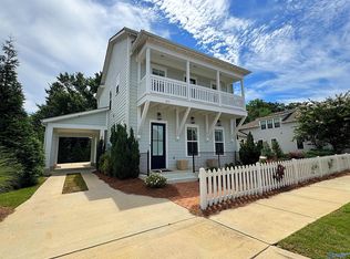 215 St Louis St, Madison, AL 35758
