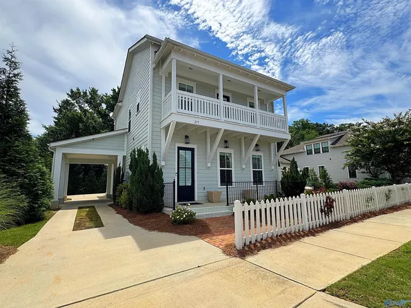 215 St Louis St, Madison, AL 35758