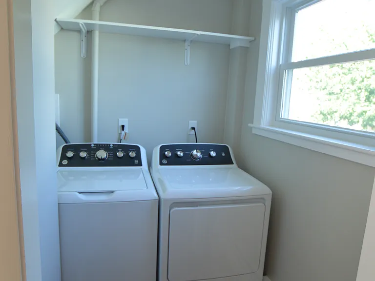 14 Roundy St #1 — Photo 7