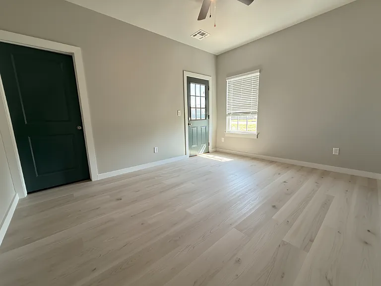 1405 SW Bishop Rd — Photo 7