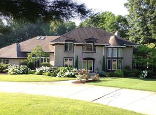 1023 Rambling Way, Akron, OH 44333