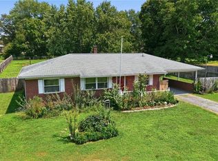 4358 Gumtree Rd, Winston Salem, NC 27107