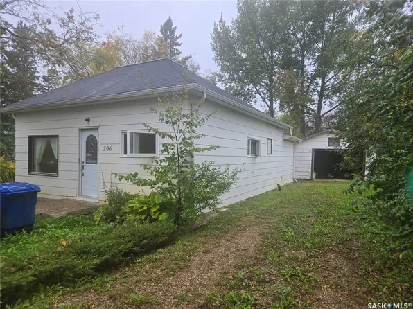 206 Osler Street, Windthorst, SK S0G 5G0