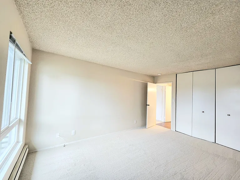 818 N Delaware St #407 — Photo 13