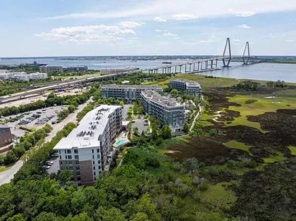 155 Wingo Way #422, Mount Pleasant, SC 29464