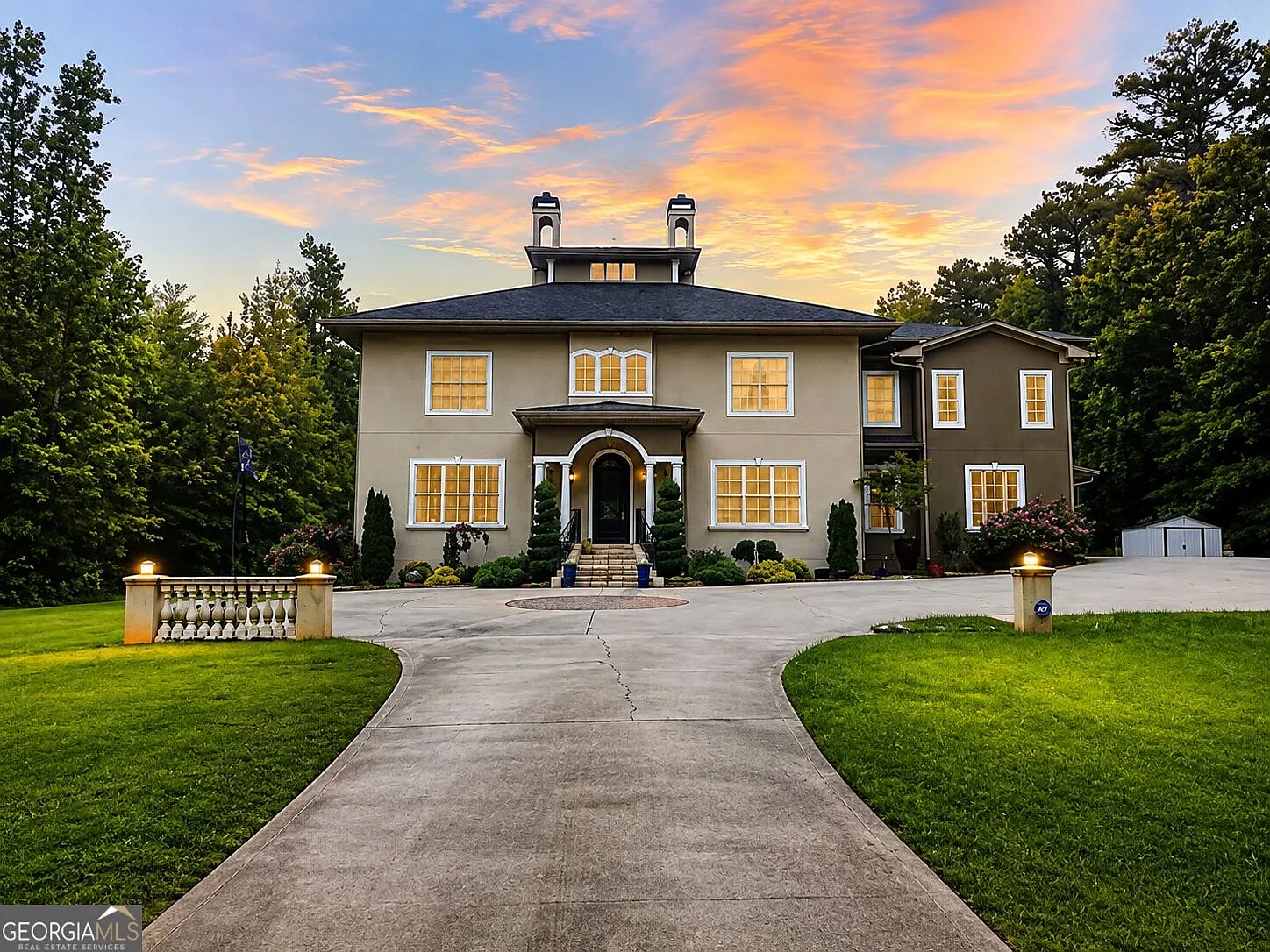 7 bed, 7.5 bath, 9808 sqft, $7,200 — Photo 2