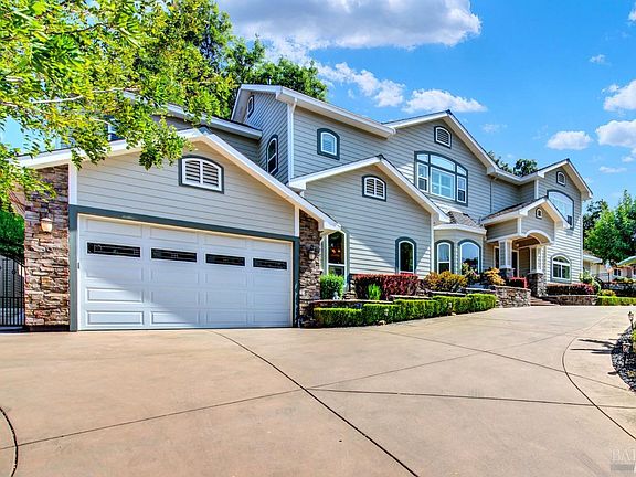 5th image of 212 Fern Way