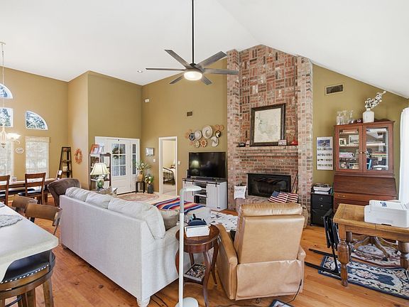 5th image of 6511 Westover Dr