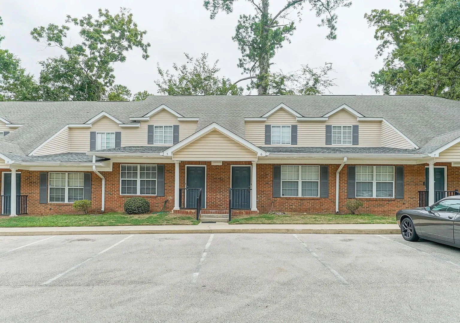 3 bedroom 3 bathroom home near FSU and TCC available NOW! — Photo 1