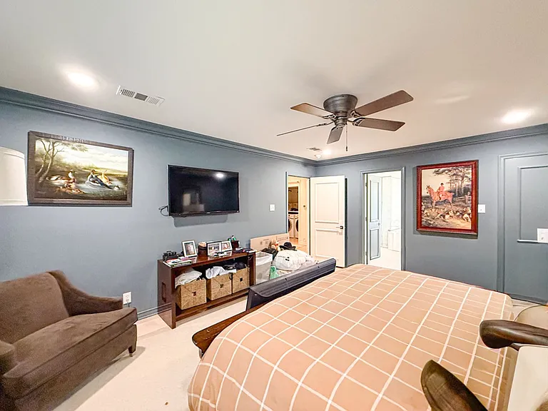 4500 San Carlos St — Photo 22