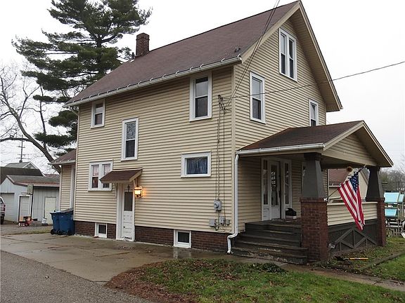 2nd image of 112 High St NE