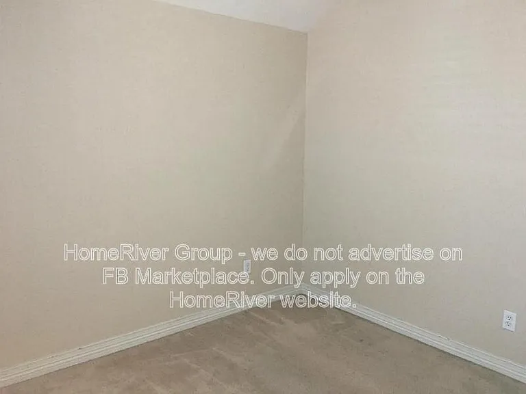 15214 Harlin — Photo 12