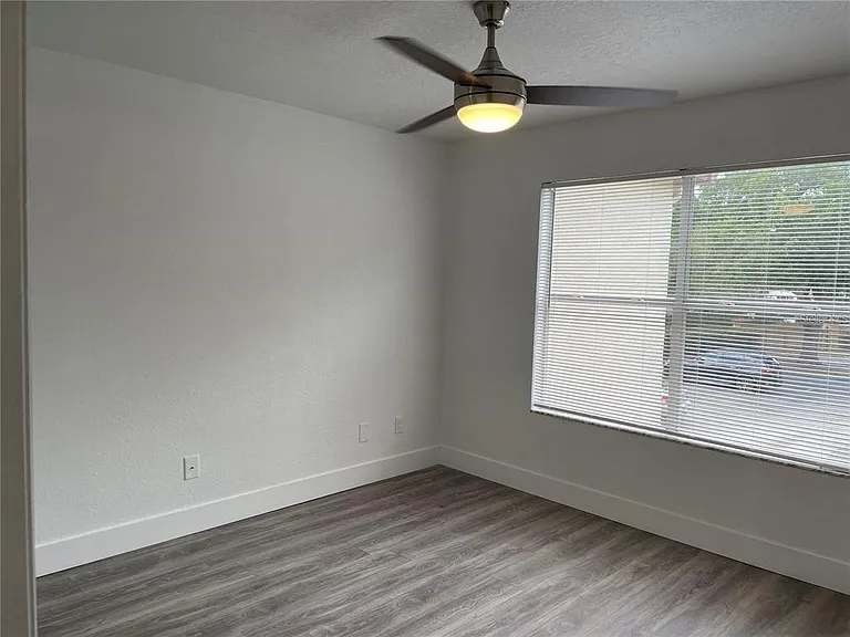 826 Camargo Way #303 — Photo 9