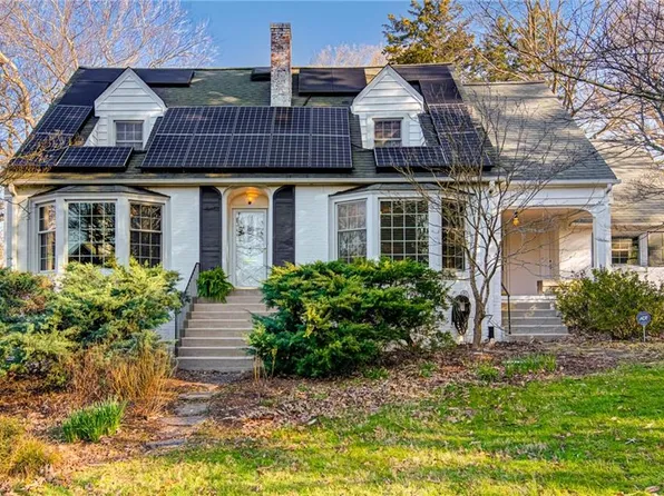 272 N Hawthorne Rd, Winston Salem, NC 27104
