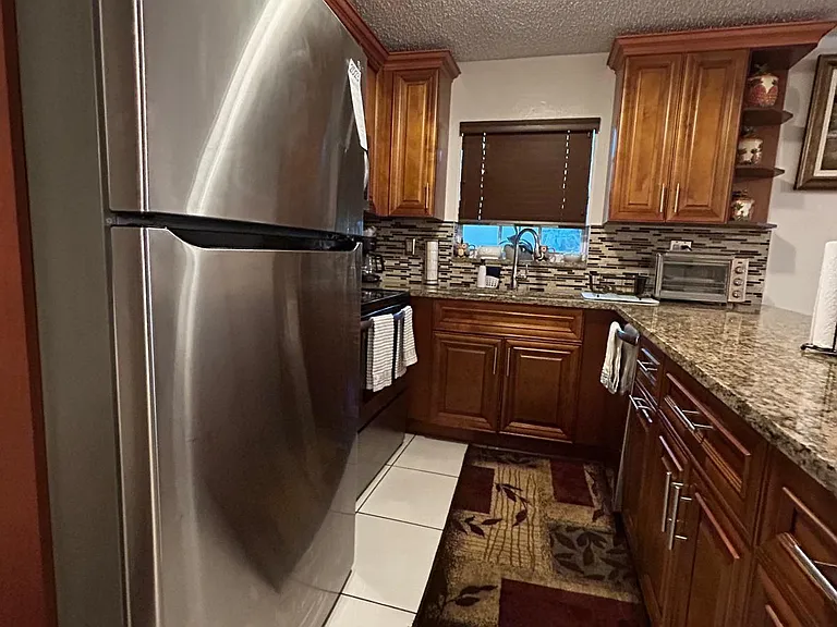 7526 SW 7th Ct — Photo 6