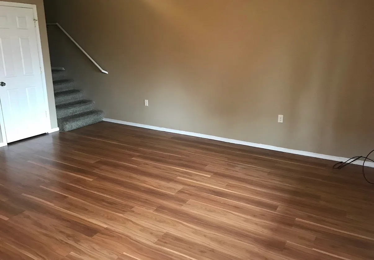 2 bed, 1.5 bath, 1050 sqft, $1,495 — Photo 3