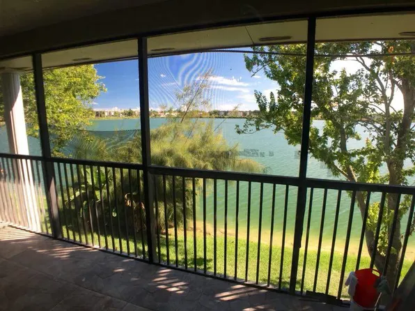 444 NE 206th Ln APT 203, Miami, FL 33179