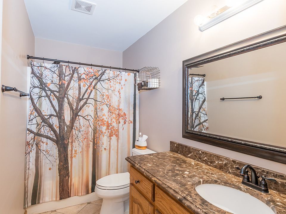 2nd floor bath