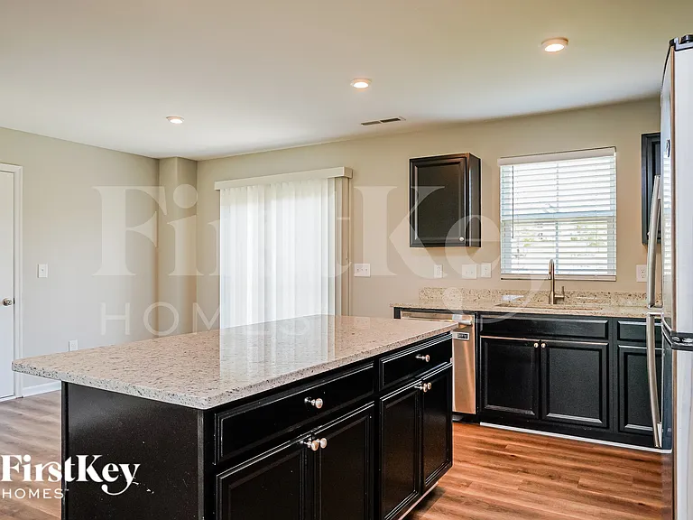 14 Windchime Ct — Photo 9