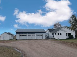 370 State Highway 19, Vesta, MN 56292