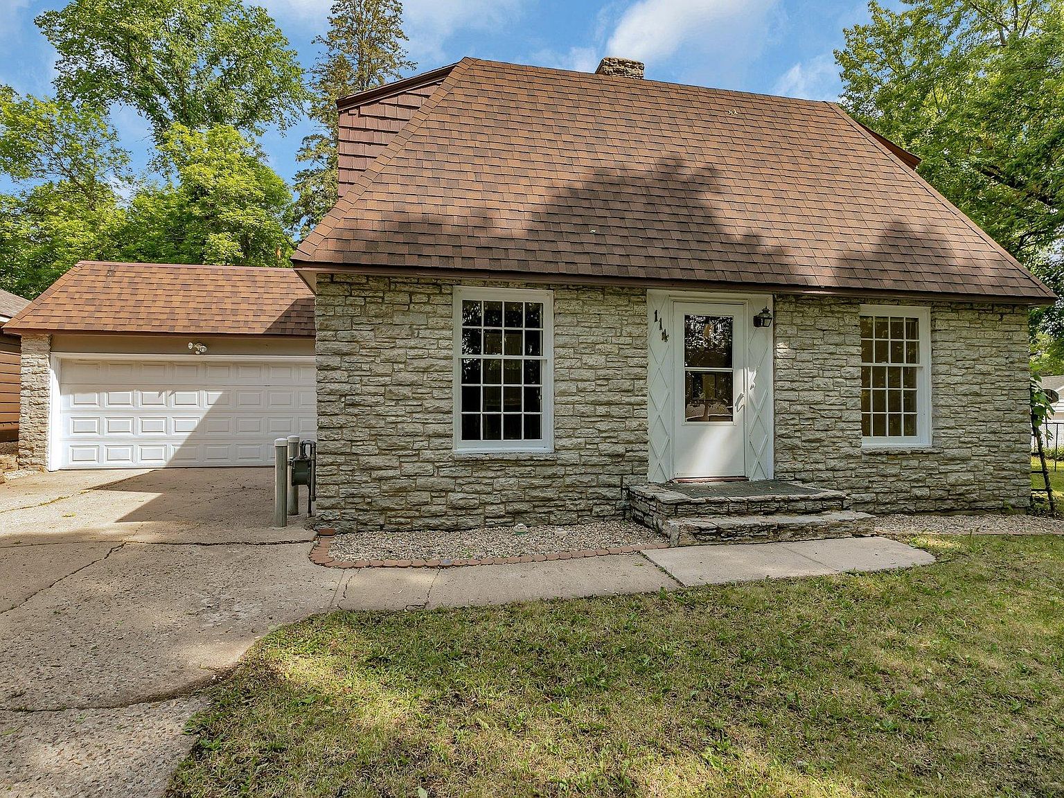 114 Lake Ave E, Winsted, MN 55395 Zillow