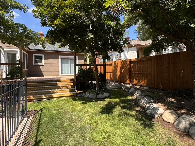 1290 Gordon Ave — Photo 12
