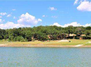 25217 Lakeview Dr, Spicewood, TX 78669