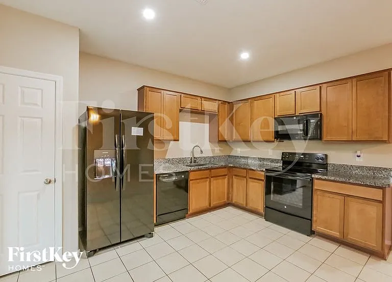 4085 W Coles Rd — Photo 7