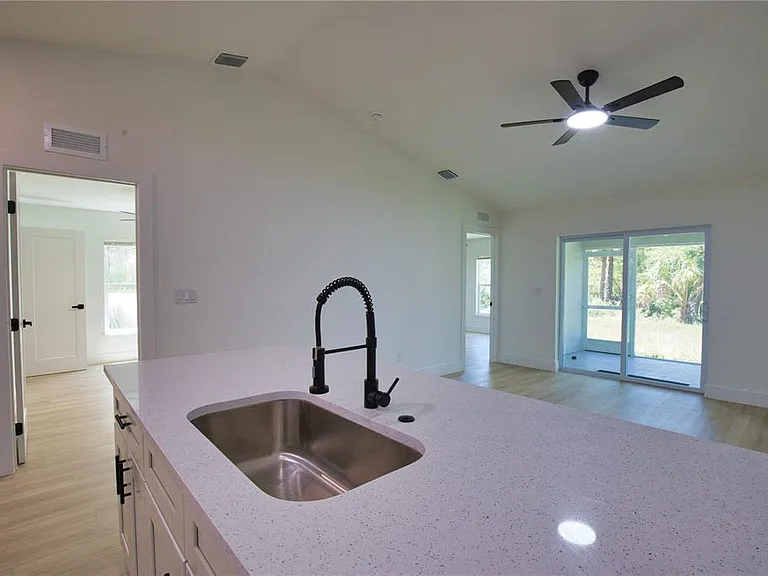 17147 Carleen Ave — Photo 19