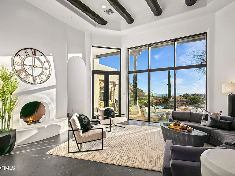 10029 E Calle De Las Brisas — Photo 10