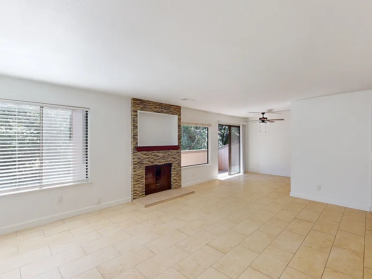 37-1 Clay Ct #37 — Photo 8