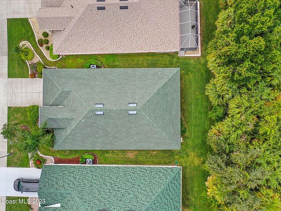 5th image of 801 Misty Creek Dr
