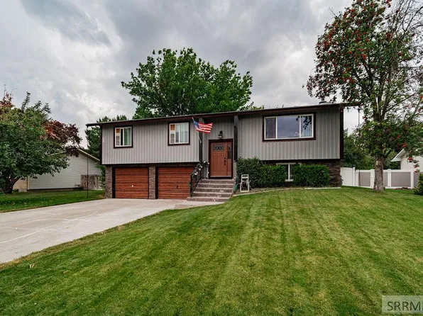 2848 Disney Dr, Idaho Falls, ID 83404