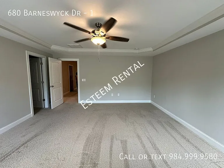 680 Barneswyck Dr #1 — Photo 12