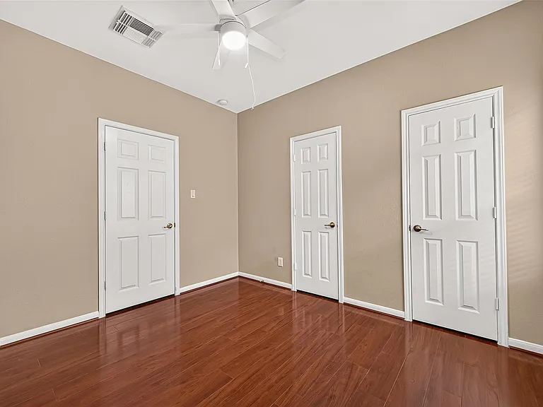 3223 Legends Creek Dr — Photo 19