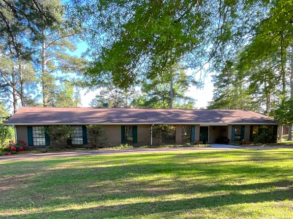1729 Pinehill Ln, Raymond, MS 39154