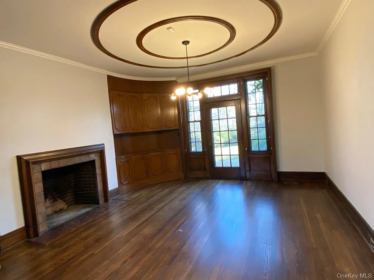 6 bed, 7.0 bath, 4258 sqft, $12,000 — Photo 4