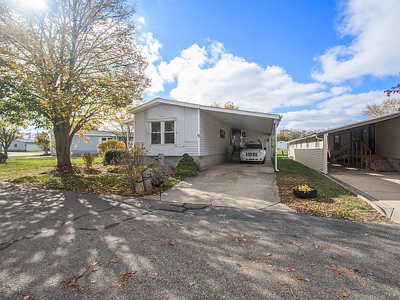 3rd image of 155 E 48th St Lot 7