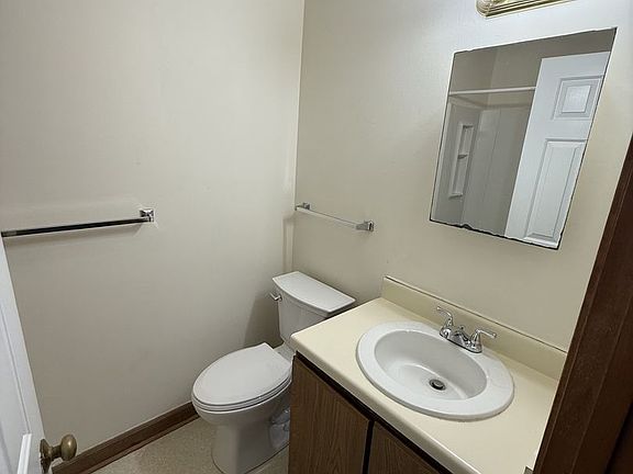 4th image of 3517-301 Ivy Commons Dr