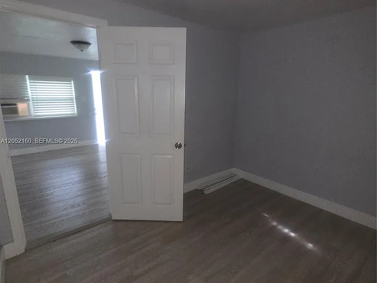4017 SW 24th St #4 — Photo 4
