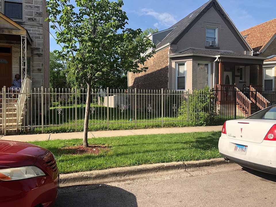 2nd image of 3909 W Fillmore St