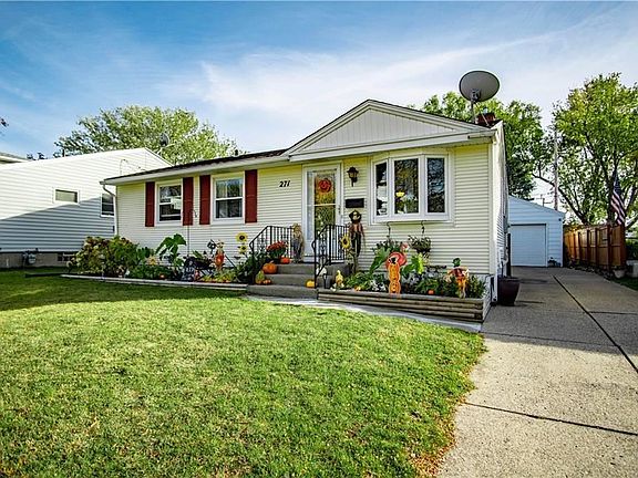 2nd image of 271 Ellen Dr