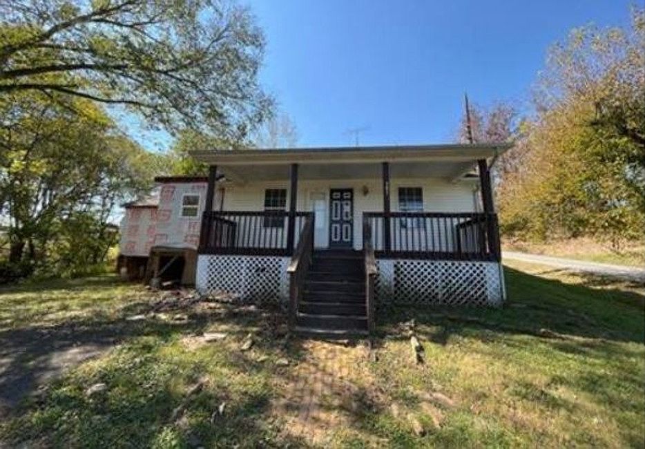 301 St, Caneyville, KY 42721 MLS 0 Zillow