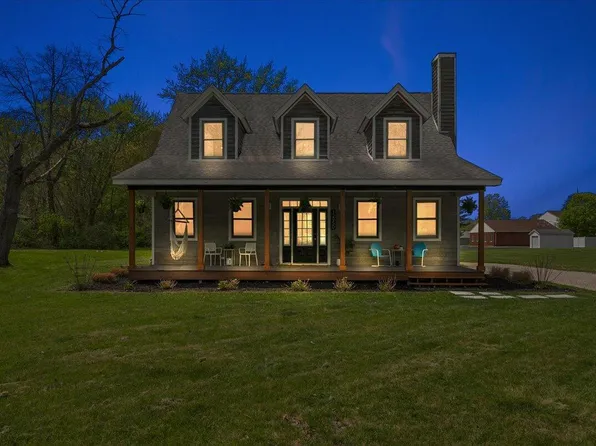 12950 Flynn Rd, Sawyer, MI 49125