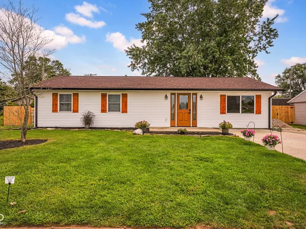 1010 Shelby St, Edinburgh, IN 46124