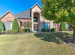 3351 Oak Tree Dr, Centerton, AR 72719