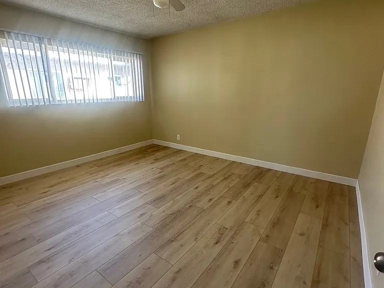 3437 Belcroft Ave — Photo 16